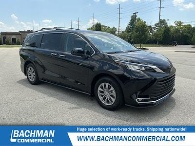 2022 Toyota Sienna FWD Minivan for sale #P21497A - photo 1