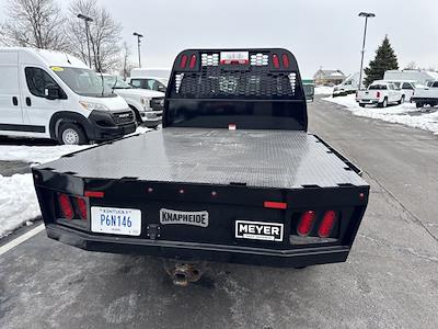 Used 2019 Chevrolet Silverado 2500 Double Cab Flatbed Truck for sale #P22606 - photo 2