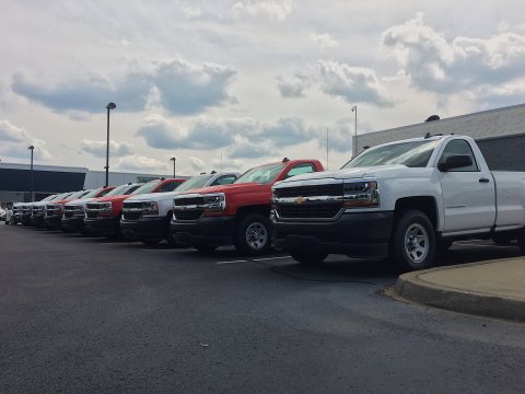 Used 2024 Chevrolet Express 2500 - photo 2