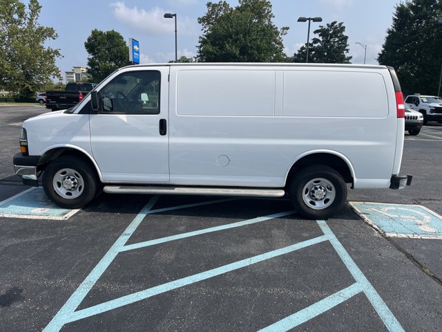 Used 2024 Chevrolet Express 2500 - photo 2