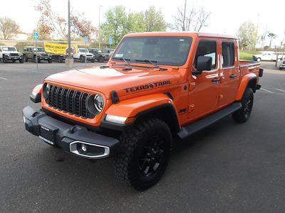 Used 2025 Jeep Gladiator - photo 1