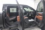 Used 2024 GMC Sierra 2500 Denali Ultimate Crew Cab for sale #RF133622X - photo 9