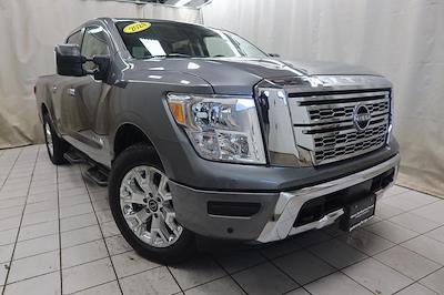 Used 2024 Nissan Titan SV Crew Cab 4WD Pickup for sale #RN115877 - photo 1