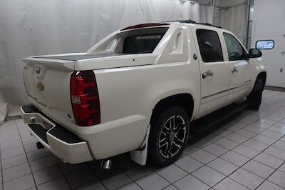 2013 Chevrolet Avalanche 4x4 Pickup for sale #SR109073D - photo 2