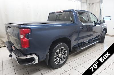 Used 2022 Chevrolet Silverado 1500 LT Crew Cab for sale #T1102870A - photo 2