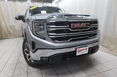 Used 2023 GMC Sierra 1500 SLT Crew Cab for sale #T1127354A - photo 2
