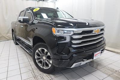 Used 2025 Chevrolet Silverado 1500 - photo 1