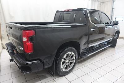 Used 2025 Chevrolet Silverado 1500 - photo 1