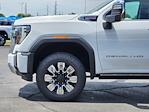 2025 GMC Sierra 2500 Crew Cab 4WD Pickup for sale #152194 - photo 5