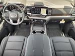 2025 GMC Sierra 2500 Crew Cab 4WD Pickup for sale #152337 - photo 19
