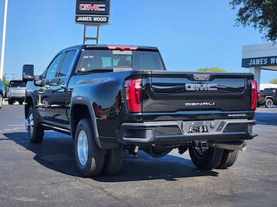 New 2025 GMC Sierra 3500 Denali Ultimate Crew Cab 4WD Pickup for sale #152741 - photo 2