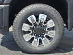 2025 GMC Sierra 2500 Crew Cab 4WD Pickup for sale #152947 - photo 9