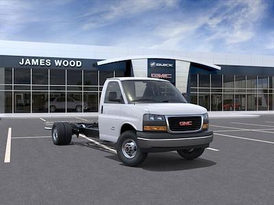 2025 GMC Savana 3500 DRW RWD Cutaway for sale #153236 - photo 1