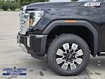 New 2025 GMC Sierra 2500 Denali Crew Cab 4WD Pickup for sale #252907 - photo 5