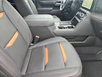 2025 GMC Sierra 2500 Crew Cab 4WD Pickup for sale #253301 - photo 10