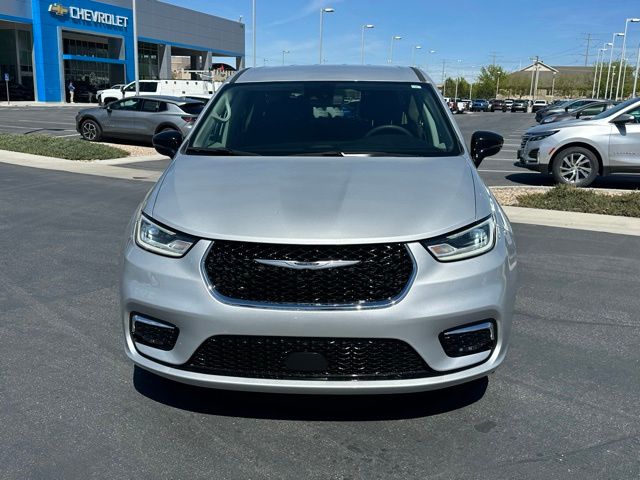 Used 2024 Chrysler Pacifica - photo 31