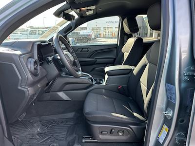 Used 2024 Chevrolet Colorado - photo 1