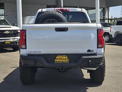 2025 Chevrolet Colorado Crew Cab 4x4 Pickup for sale #C44657 - photo 2