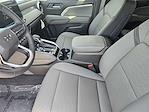 2025 Chevrolet Colorado Crew Cab 4x4 Pickup for sale #C44660 - photo 5