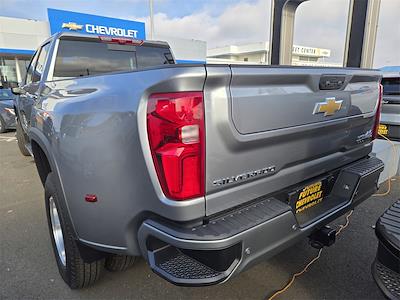 New 2025 Chevrolet Silverado 3500 High Country Crew Cab for sale #C44956 - photo 2