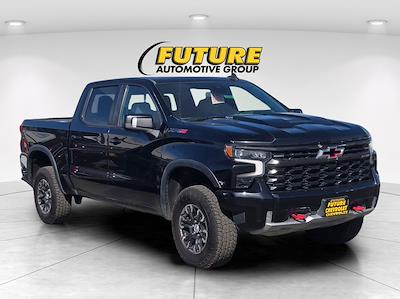 Used 2023 Chevrolet Silverado 1500 - photo 1