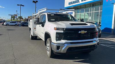 2024 Chevrolet Silverado 3500 Crew Cab 4WD, Knapheide Value-Master X Flatbed Truck for sale #CC24737 - photo 1