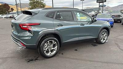 New 2026 Chevrolet Trax LT SUV for sale #CC26065 - photo 2