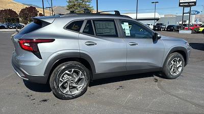 2026 Chevrolet Trax FWD SUV for sale #CC26066 - photo 2