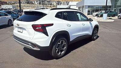 2025 Chevrolet Trax FWD SUV for sale #CCX25488 - photo 2