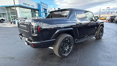 New 2025 GMC Hummer EV Pickup 2X Crew Cab AWD Pickup for sale #GG25052 - photo 2