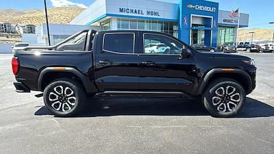New 2025 GMC Canyon AT4 Crew Cab 4WD Pickup for sale #GG25255 - photo 2