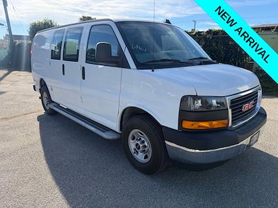 Used 2024 GMC Savana 2500 - photo 1