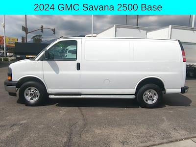 Used 2024 GMC Savana 2500 - photo 1
