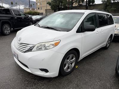 Used 2015 Toyota Sienna LE Minivan for sale #56618B - photo 1