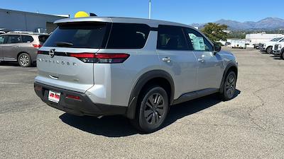 2025 Nissan Pathfinder 4x4 SUV for sale #25N205 - photo 2