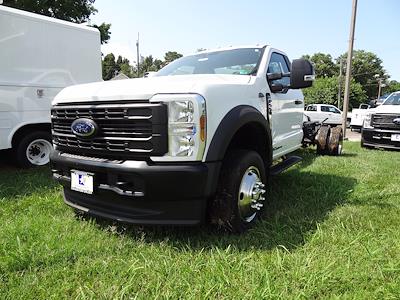 New 2024 Ford F-550 XL Regular Cab 4WD Cab Chassis for sale #G241547 - photo 1