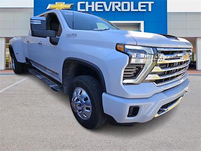 2025 Chevrolet Silverado 3500 Crew Cab 4x4, Pickup for sale #C250436 - photo 1