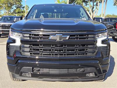 2025 Chevrolet Silverado 1500 Crew Cab 4x4, Pickup for sale #C250473 - photo 2