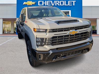 New 2025 Chevrolet Silverado 2500 Custom Crew Cab 4x4 Pickup for sale #C250851 - photo 1