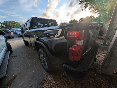 New 2025 Chevrolet Silverado 2500 Custom Crew Cab 4x4 Pickup for sale #C250859 - photo 2