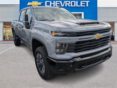 New 2025 Chevrolet Silverado 2500 Custom Crew Cab 4x4 Pickup for sale #C250875 - photo 1