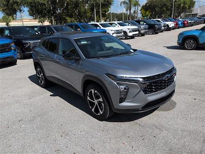 New 2025 Chevrolet Trax 1RS SUV for sale #C251166 - photo 2