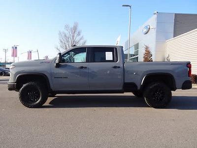 Used 2025 Chevrolet Silverado 2500 - photo 1