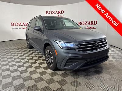 Used 2022 Volkswagen Tiguan - photo 1