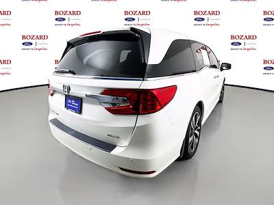 2018 Honda Odyssey FWD Minivan for sale #250453B - photo 2