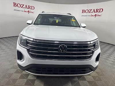 Used 2024 Volkswagen Atlas - photo 1