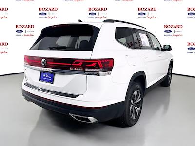 Used 2024 Volkswagen Atlas - photo 1