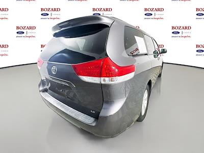 2013 Toyota Sienna 4x2 Minivan for sale #252257B - photo 2