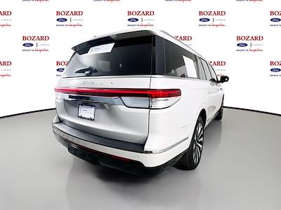2024 Lincoln Navigator L 4WD SUV for sale #252389A - photo 2