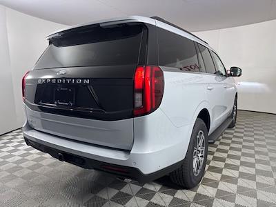 2025 Ford Expedition 4x2 SUV for sale #252392 - photo 2